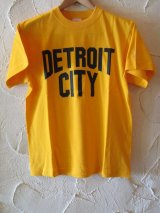 ☆SALE 50%OFF☆ AFI/DETROIT CITY PRINT T  GOLD