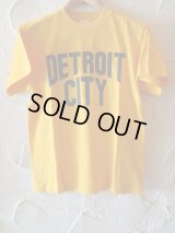 ☆SALE 50%OFF☆ AFI/DETROIT CITY PRINT T  GOLD