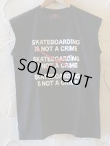 SUNNY C SIDER/SKATE IS NOT CUT T  BLACK