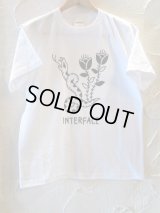 INTERFACE/SNAKE T  WHITE