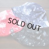 RATS/TIE DYE BUCKET HAT  RED