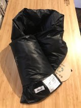 NANGA/PORTABLE LIGHT DOWN MUFFLER  BLACK