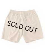 GYMMASTER/COMFY NYLON SHORTS  BEIGE