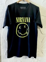ROCK OFF/NIRVANA HAPPY FACE S/S T  BLACK