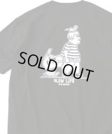 GYMMASTER/SLOW LIFE T  BLACK