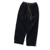 GYMMASTER/STRETCH CORDUROY TUCK PANT  BLACK