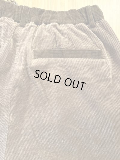 画像4: GYMMASTER/STRETCH CORDUROY TUCK PANT  BROWN