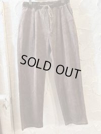 GYMMASTER/STRETCH CORDUROY TUCK PANT  BROWN