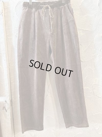 画像1: GYMMASTER/STRETCH CORDUROY TUCK PANT  BROWN