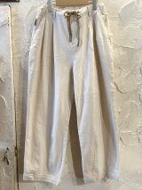GYMMASTER/KATSURAGI TWO TUCK PANT  NATURAL