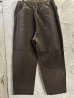 画像3: GYMMASTER/STRETCH TWILL TWO TUCK PANT  BROWN (3)
