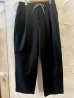 画像2: GYMMASTER/STRETCH TWILL TWO TUCK PANT  BLACK (2)