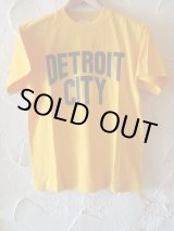 画像: ☆SALE 50%OFF☆ AFI/DETROIT CITY PRINT T  GOLD