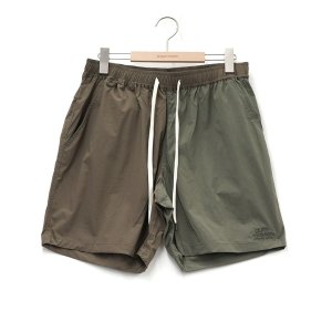 画像: GYMMASTER/MICRO LIP SHORTS  BROWNxOLIVE