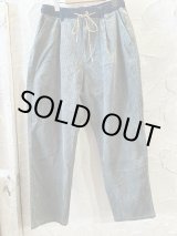 画像: GYMMASTER/STRETCH CORDUROY TUCK PANT  OLIVE