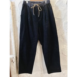 画像: GYMMASTER/STRETCH CORDUROY TUCK PANT BLACK