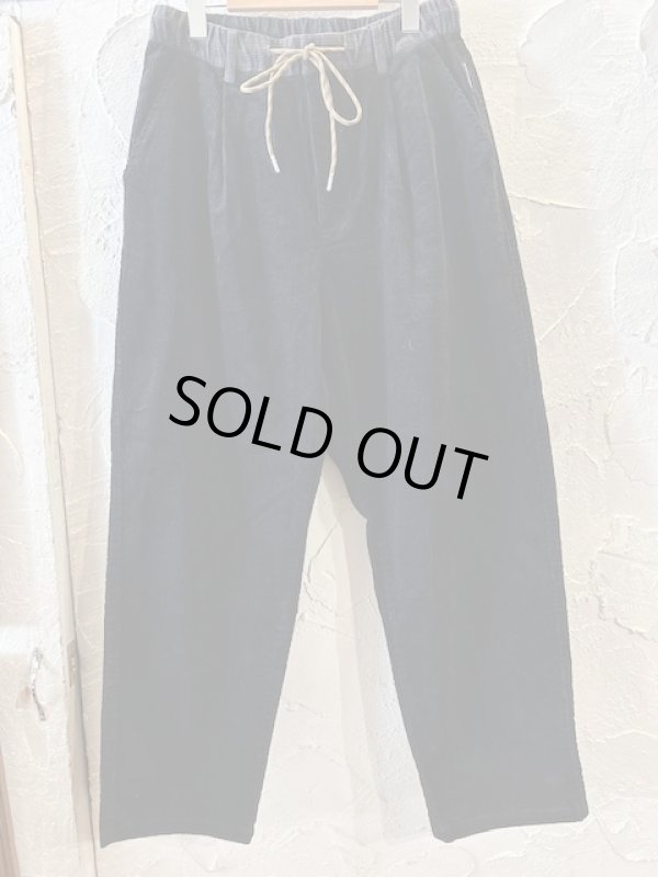 画像1: GYMMASTER/STRETCH CORDUROY TUCK PANT  BLACK