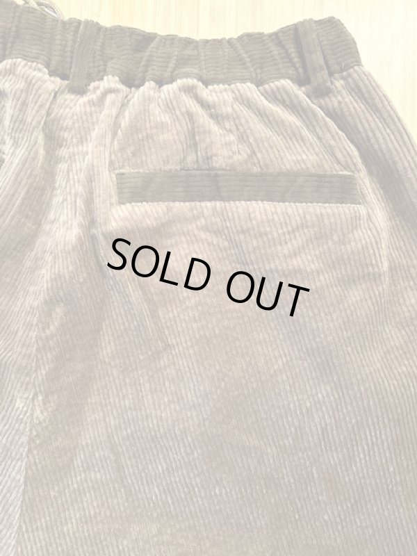 画像4: GYMMASTER/STRETCH CORDUROY TUCK PANT  BROWN