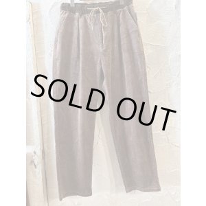 画像: GYMMASTER/STRETCH CORDUROY TUCK PANT BROWN