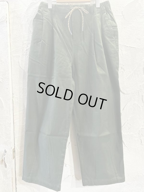 画像1: GYMMASTER/KATSURAGI TWO TUCK PANT  OLIVE