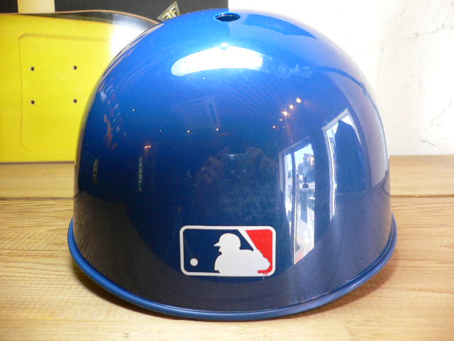 画像:  COREFIGHTER/BASEBALL HELMET  NAVYxREDVISOR