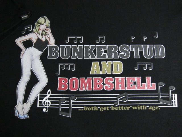 画像:  BUNKERSTUD/BOMB SHELL T  BLACK