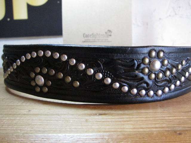 画像: COREFIGHTER/FLOWER CARVING STUD BELT  BLACK