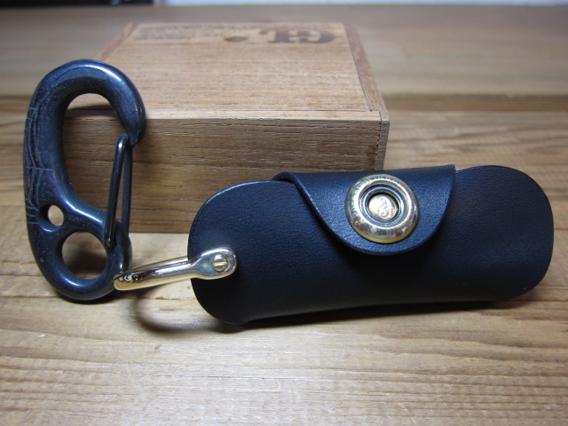 画像: GROK LEATHER/KEY COVER MID PLANE  BLKxGOLD