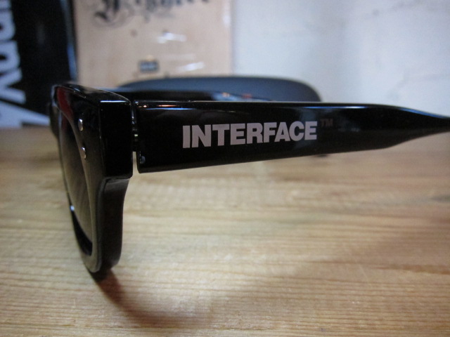 画像: INTERFACE/SUNGLASS  BLACKxBLACK 2