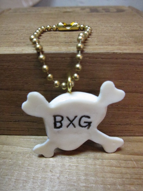 画像: GANGSTERVILLExBOUNTY HUNTER/127% BxG KEY FOB  IVORY