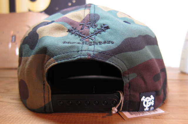 画像: COREFIGHTER/OG  WOODLAND CAMO