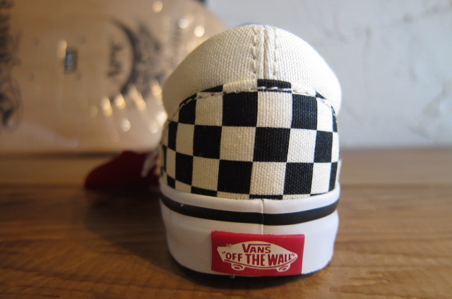 画像: VANS KIDS/CLASSIC SLIP-ON BLACK＆WHITE CHECKERBOARD WHITE