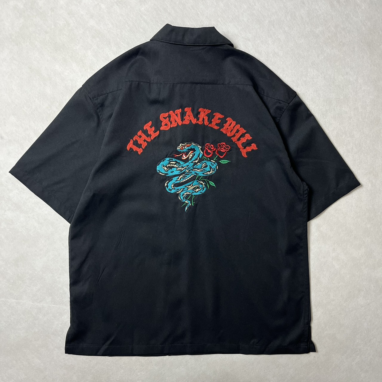 画像1: ALCARZA/BACK EMBROIDERY SHIRT SNAKE  BLACK