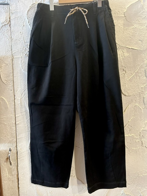 画像2: GYMMASTER/STRETCH TWILL TWO TUCK PANT  BLACK
